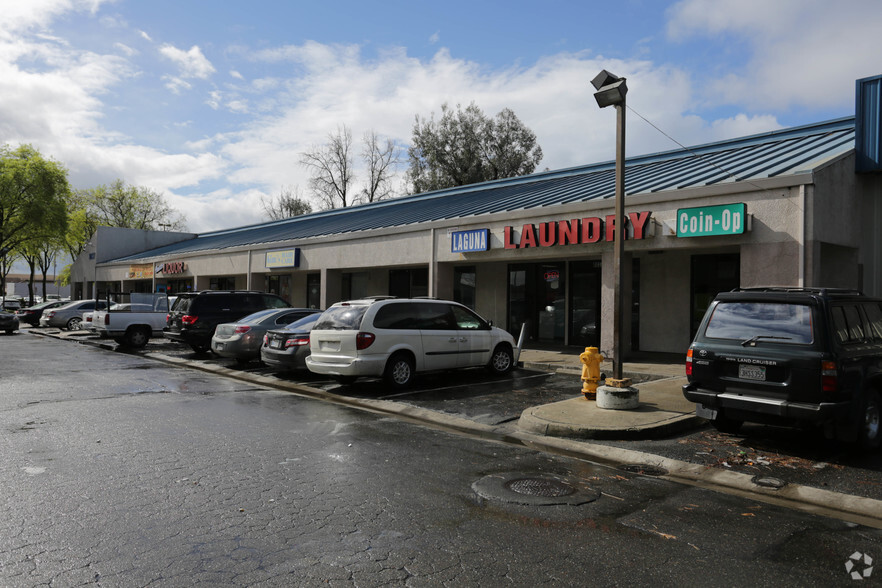 8037 West Ln, Stockton, CA à vendre - Photo de l’immeuble – Image 3 sur 3