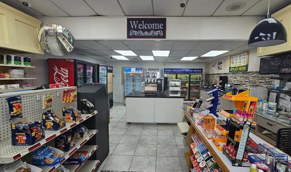 320 W Front St, Florence, NJ à vendre - Photo de l’immeuble – Image 3 sur 19