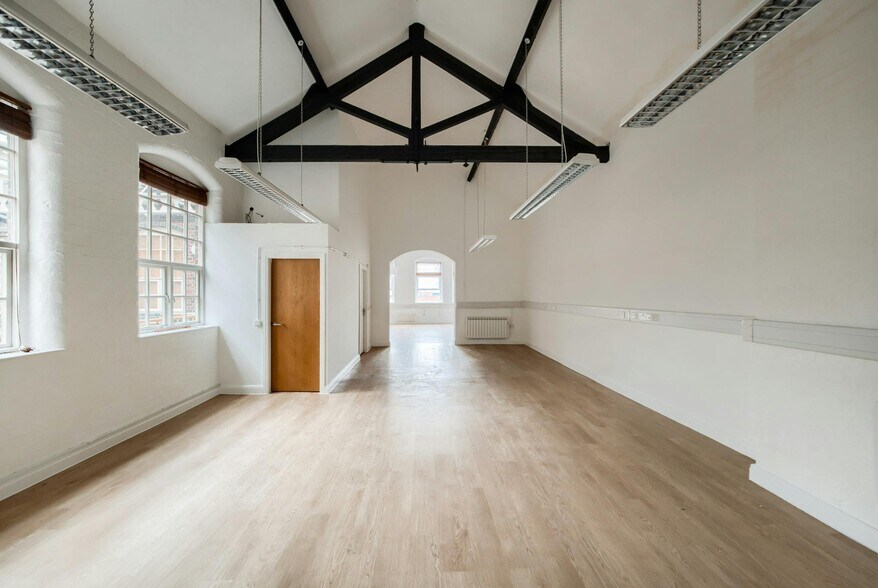 Newhall Hl, Birmingham à louer - Photo de l’immeuble – Image 3 sur 8