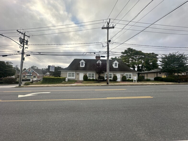 36 Route 25A + 6 S. Jersey Ave E. portefeuille de 2 biens à vendre sur LoopNet.fr - Photo de l’immeuble – Image 2 sur 11