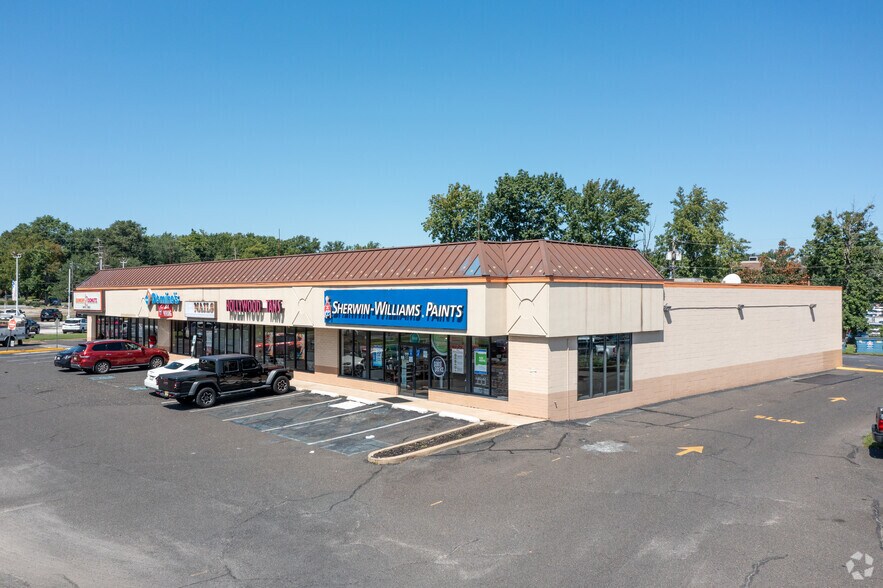 909-917 Church Rd, Cherry Hill, NJ à louer - Photo de l’immeuble – Image 2 sur 4