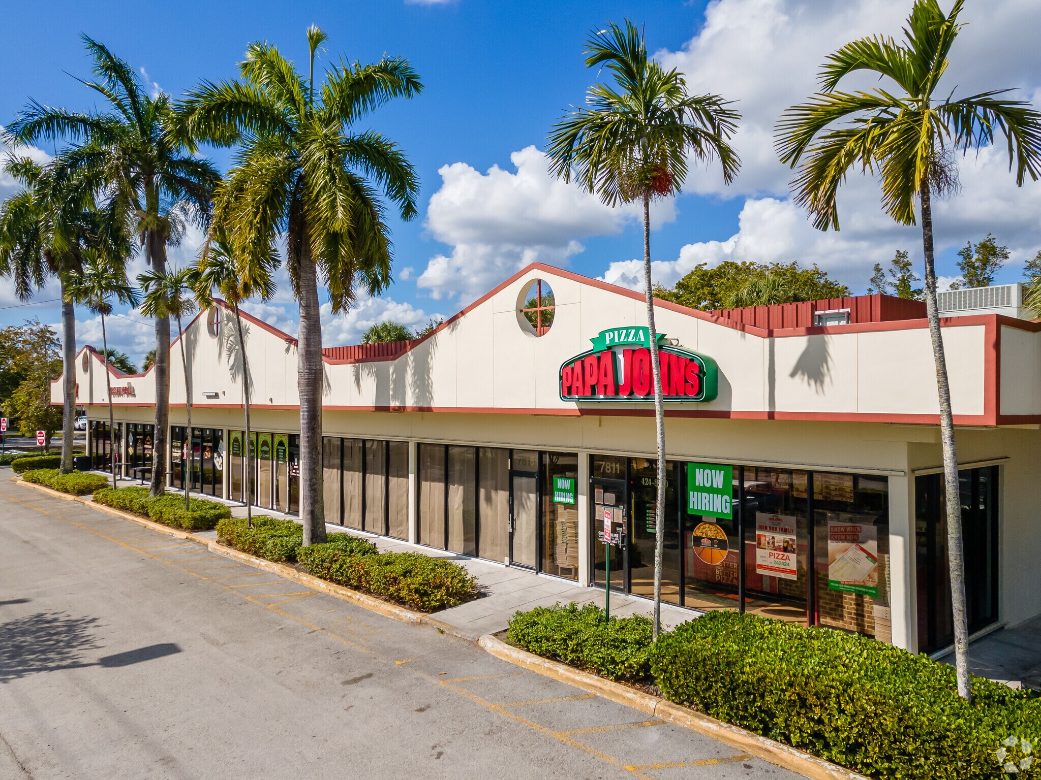 7811-7823 Sunrise Blvd, Plantation, FL à louer Photo de l’immeuble– Image 1 sur 12