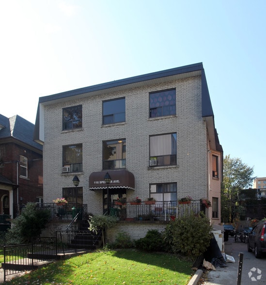 116 Spencer Ave, Toronto, ON à vendre - Photo principale – Image 1 sur 2