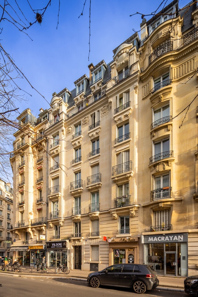 Plus de détails pour Local commercial à louer