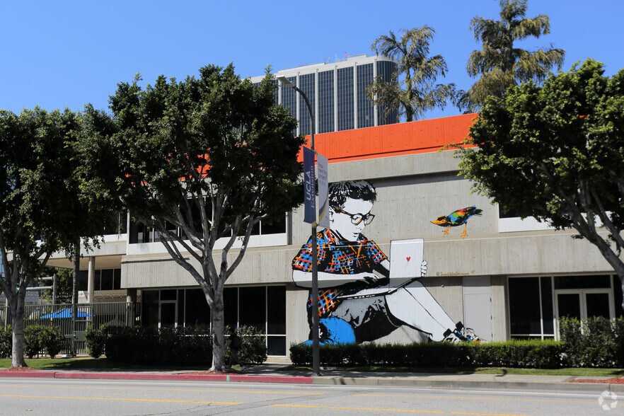 281 S Figueroa St, Los Angeles, CA à vendre - Photo de l’immeuble – Image 2 sur 10