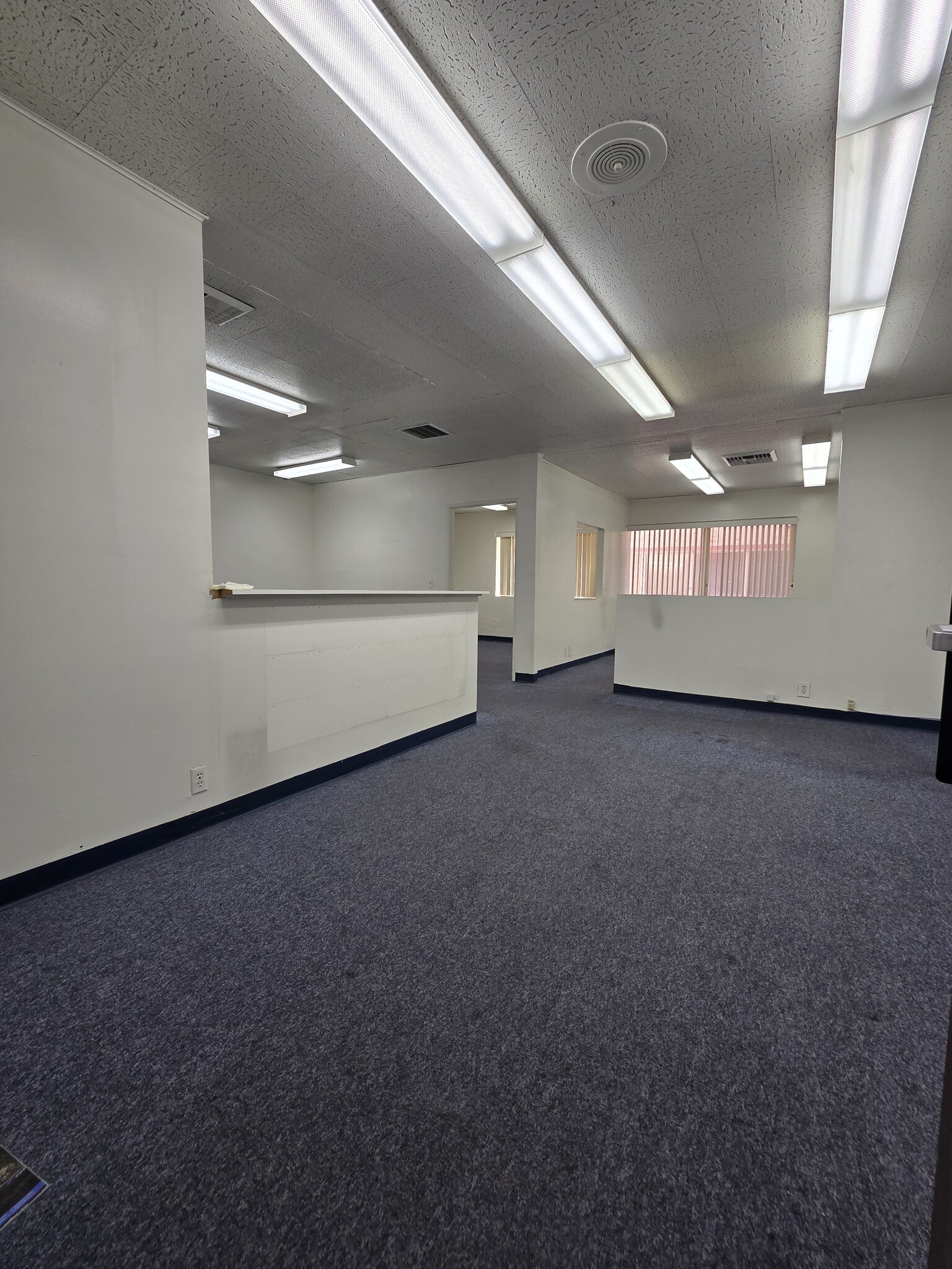 3400 W 6th St, Los Angeles, CA à louer Photo intérieure– Image 1 sur 2