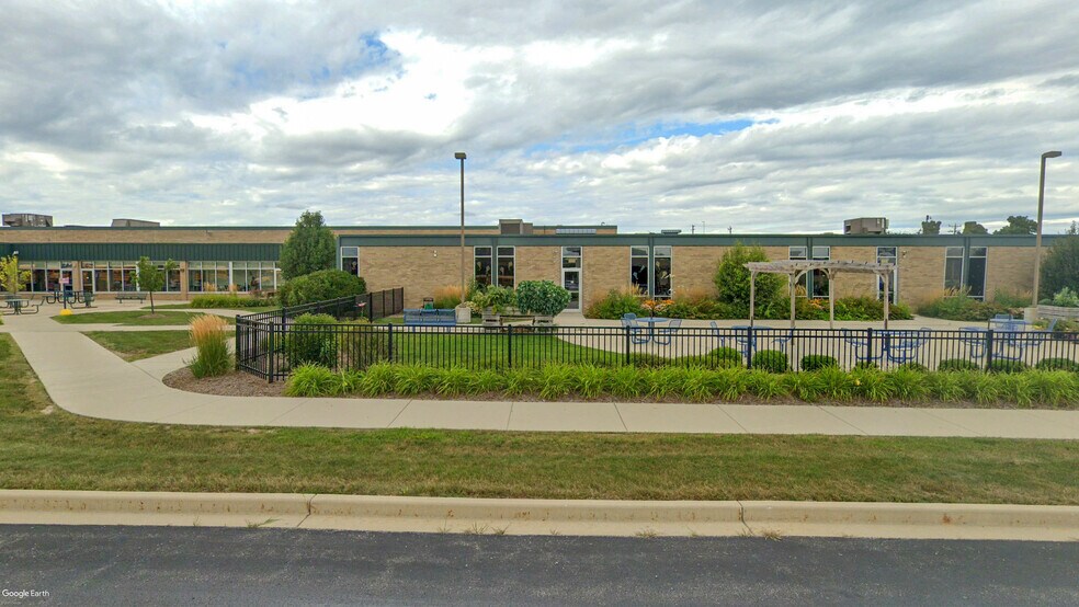 6065 N 91st St, Milwaukee, WI à vendre - Photo de l’immeuble – Image 3 sur 6
