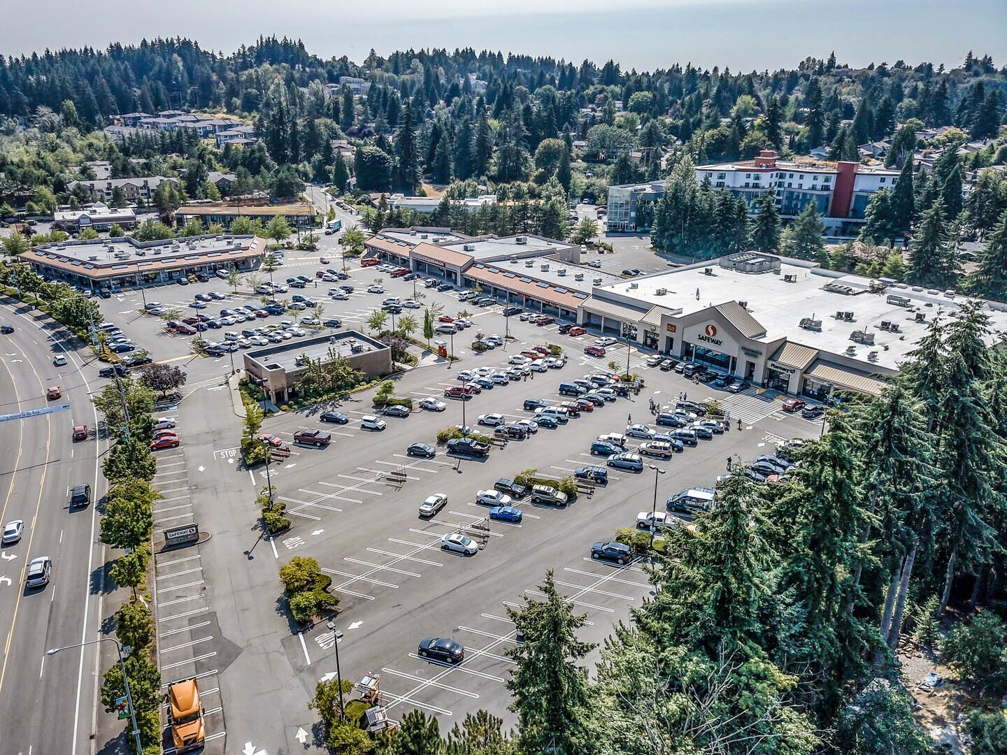 6917-6979 Coal Creek Pky SE, Newcastle, WA à louer Photo principale– Image 1 sur 55