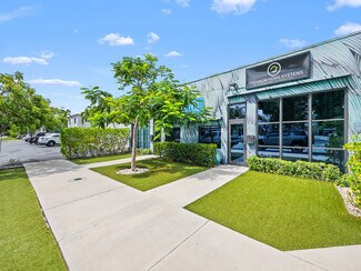 Plus de détails pour 719-721 NE 2nd Ave, Fort Lauderdale, FL - Bureau à vendre