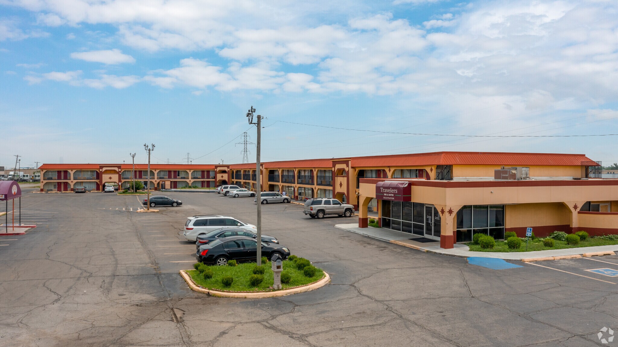 820 S MacArthur Blvd, Oklahoma City, OK à vendre Photo principale– Image 1 sur 4