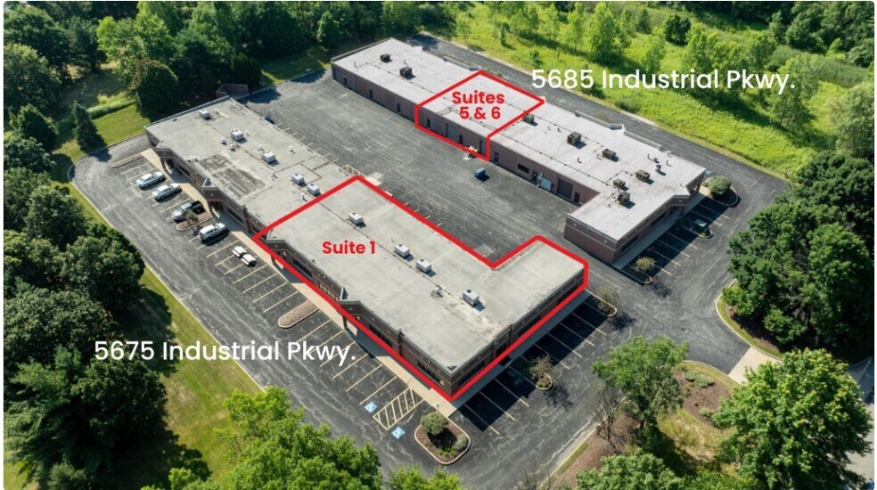 5685 Hudson Industrial Pky, Hudson, OH à louer - Photo de l’immeuble – Image 2 sur 3