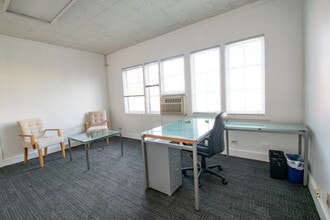 1041 N Formosa Ave, West Hollywood, CA à louer Photo intérieure– Image 1 sur 2