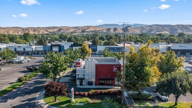 7040 W State St, Boise, ID à louer Aérien– Image 2 sur 11