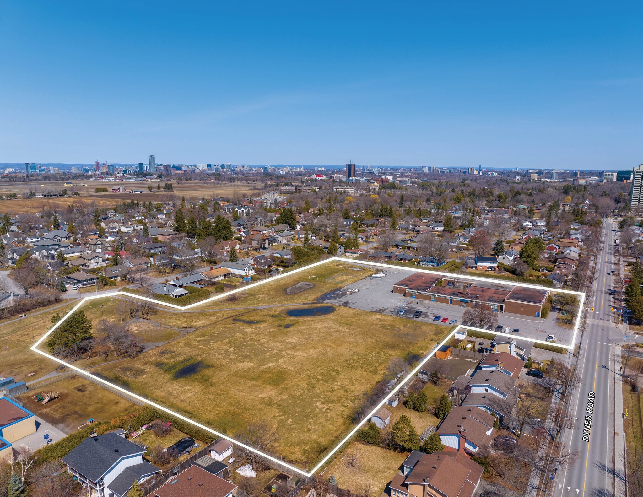 991 Dynes Rd, Ottawa, ON à vendre Photo principale– Image 1 sur 2