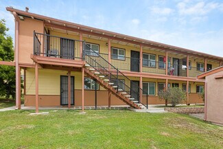 Plus de détails pour 2220 Dunlop St, San Diego, CA - Logement à vendre