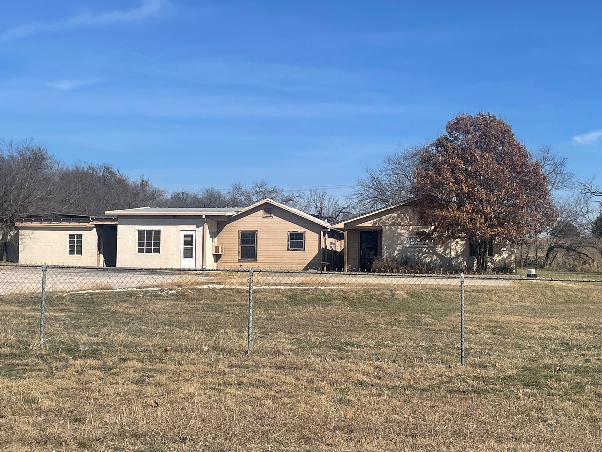 1312 N US Highway 281, Lampasas, TX à vendre Photo principale– Image 1 sur 27