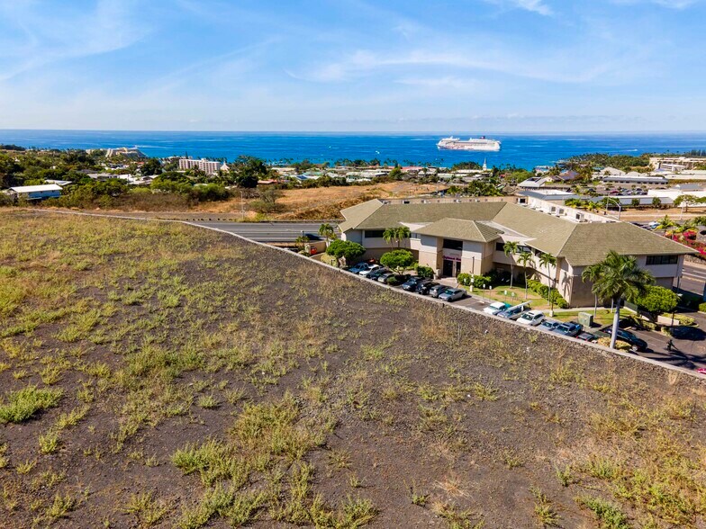 75 Hale Kapili St, Kailua Kona, HI à vendre - Photo de l’immeuble – Image 2 sur 16