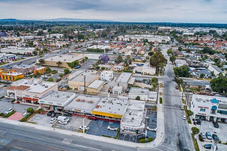 18807-18809 Pioneer Blvd, Artesia, CA à vendre - Photo de l’immeuble – Image 2 sur 25