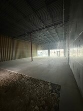 1704 Bandera Rd, San Antonio, TX à louer Photo intérieure– Image 2 sur 7