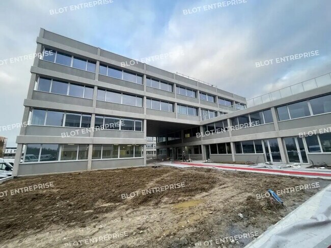 Plus de détails pour Bureau à louer