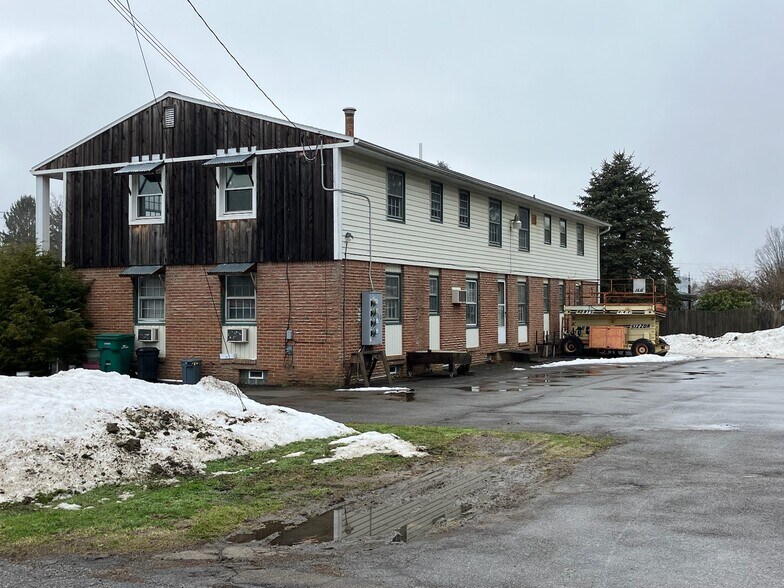 8397 Boston State Rd, Boston, NY à louer - Photo de l’immeuble – Image 2 sur 6