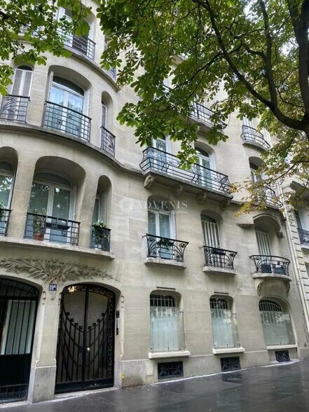Bureau dans Paris à louer - Photo de l’immeuble – Image 1 sur 6
