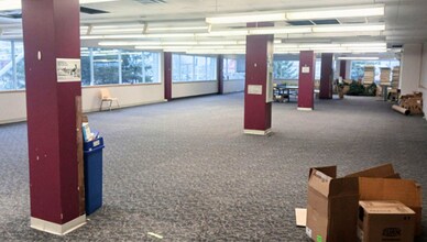 145 Government Rd W, Kirkland Lake, ON à louer Photo intérieure– Image 2 sur 4