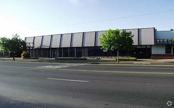 1029 Tennessee St, Vallejo, CA à vendre - Photo de l’immeuble – Image 2 sur 24