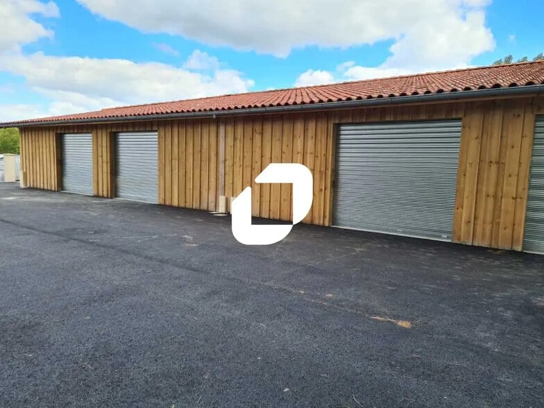 Industriel/Logistique dans Eysines à louer - Photo de l’immeuble – Image 3 sur 3