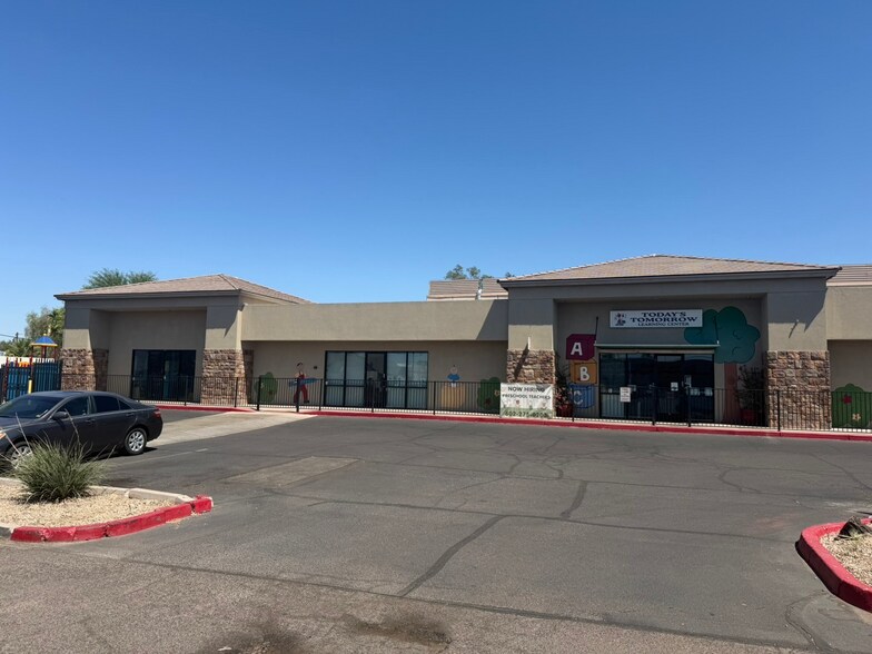 1616 N 24th St, Phoenix, AZ à louer - Photo de l’immeuble – Image 3 sur 10