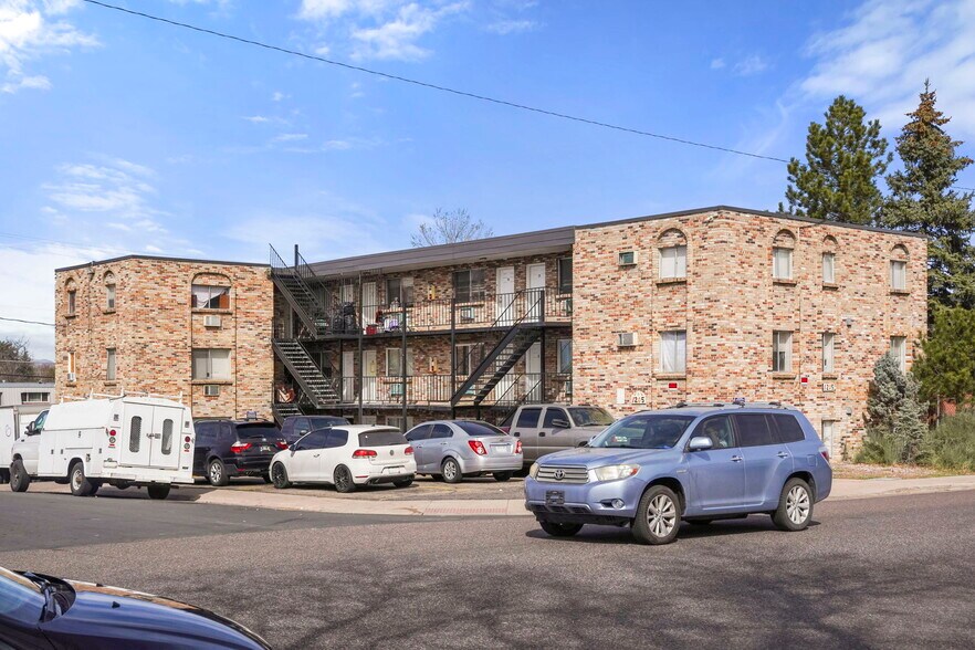 1205 Yosemite St, Denver, CO à vendre - Photo de l’immeuble – Image 3 sur 27