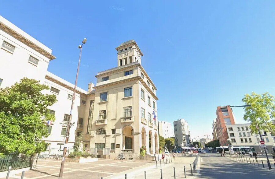 Local commercial dans Montreuil à louer - Photo de l’immeuble – Image 1 sur 1