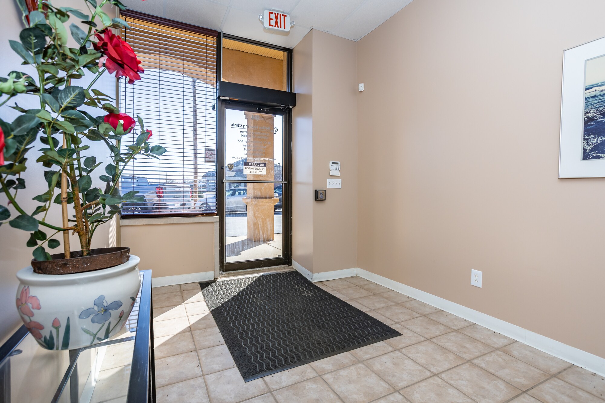 88-96 Northport Dr, Alton, IL à louer Photo intérieure– Image 1 sur 10