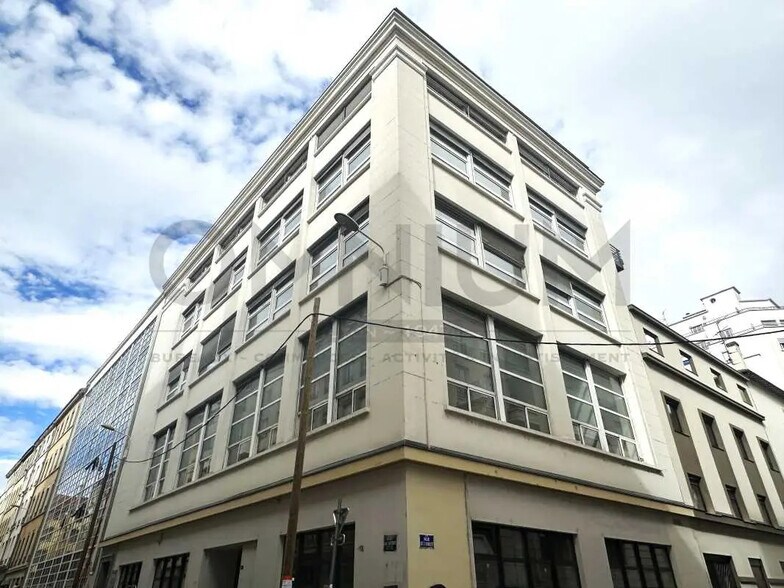 Bureau dans Lyon à louer - Photo de l’immeuble – Image 1 sur 8