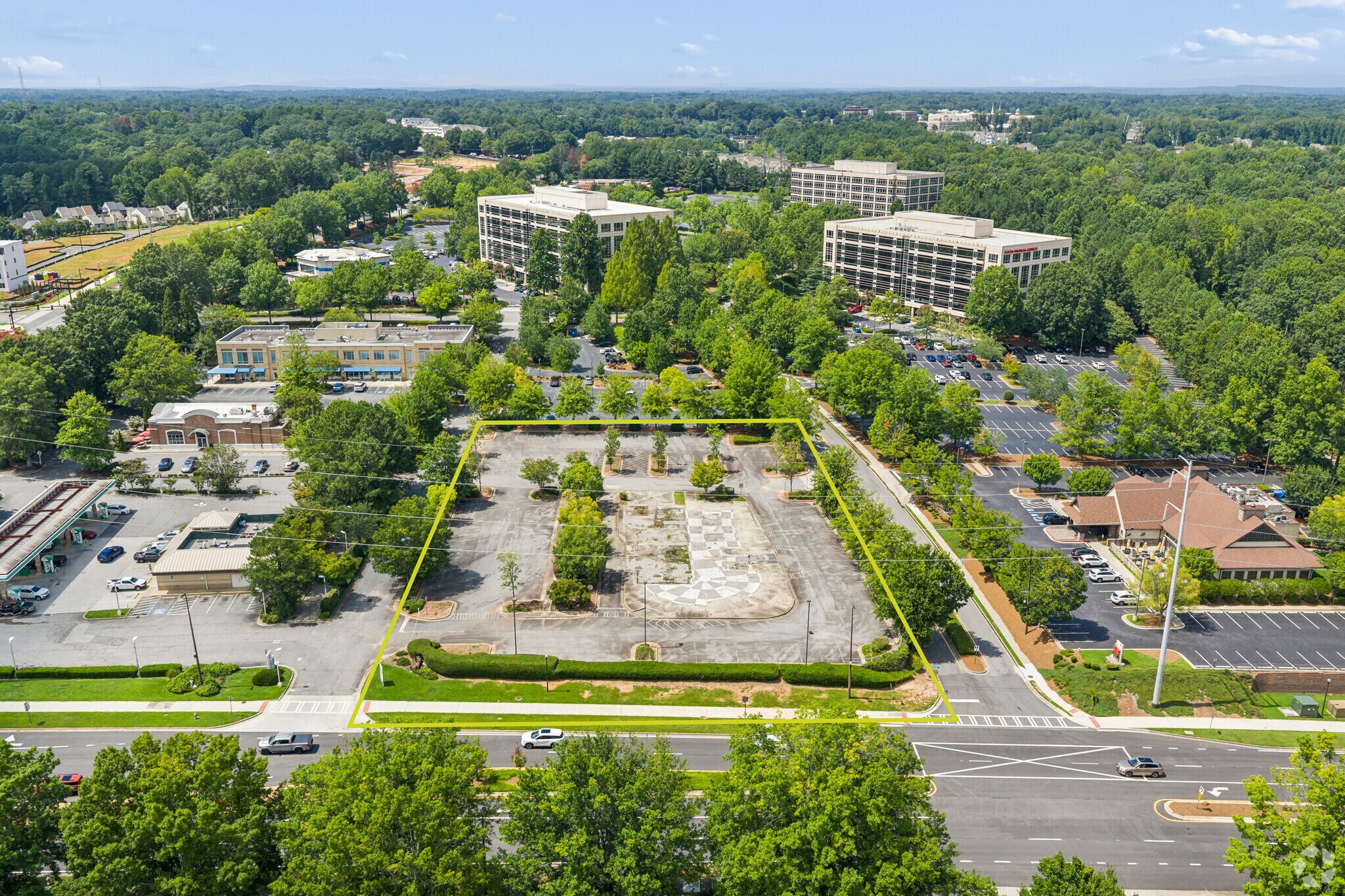 11556 Rainwater Dr, Alpharetta, GA à vendre Photo de l’immeuble– Image 1 sur 24