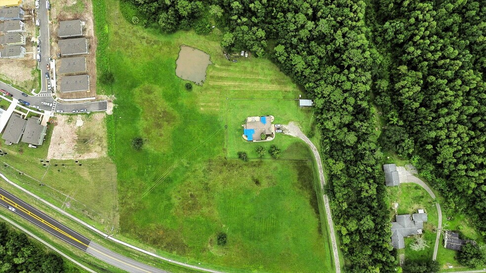 2481 Ham Brown Rd, Kissimmee, FL à vendre - Photo de l’immeuble – Image 2 sur 2
