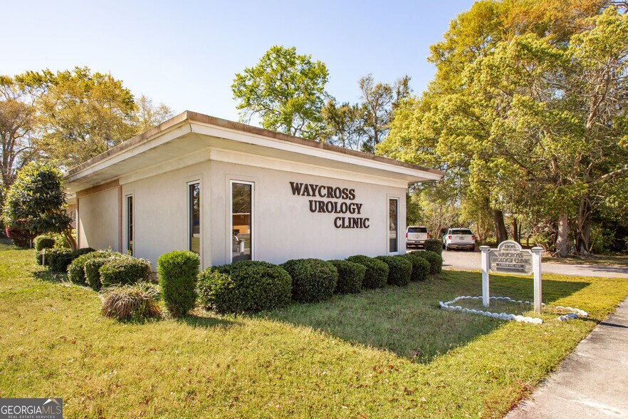 1306 Alice St, Waycross, GA à vendre - Photo principale – Image 1 sur 5