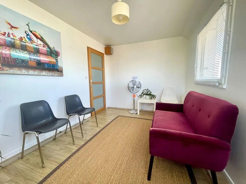 Bureau dans Vannes à vendre - Photo de l’immeuble – Image 3 sur 9