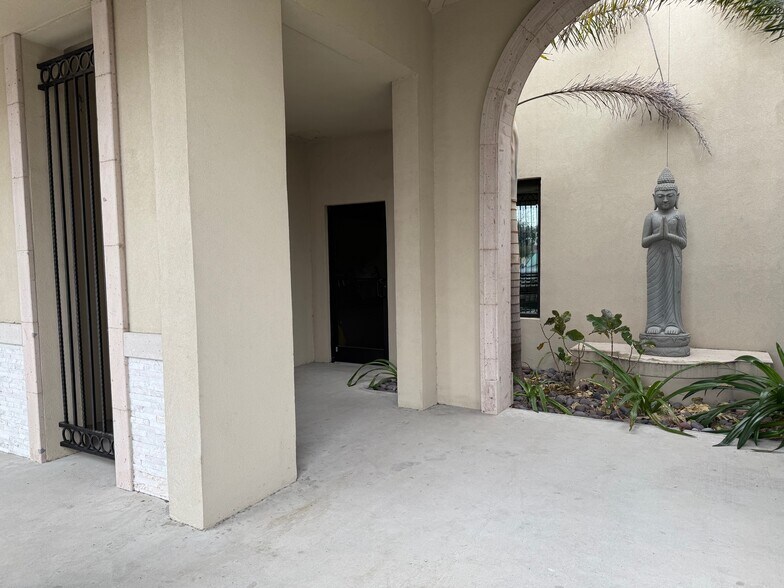 1243-1291 Stuart Place Rd Rd, Palm Valley, TX à louer - Photo de l’immeuble – Image 3 sur 5