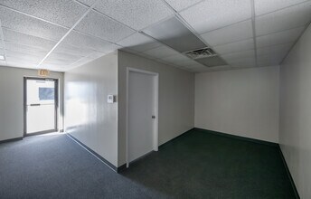 4850 Collins Rd, Jacksonville, FL à louer Photo intérieure– Image 1 sur 3