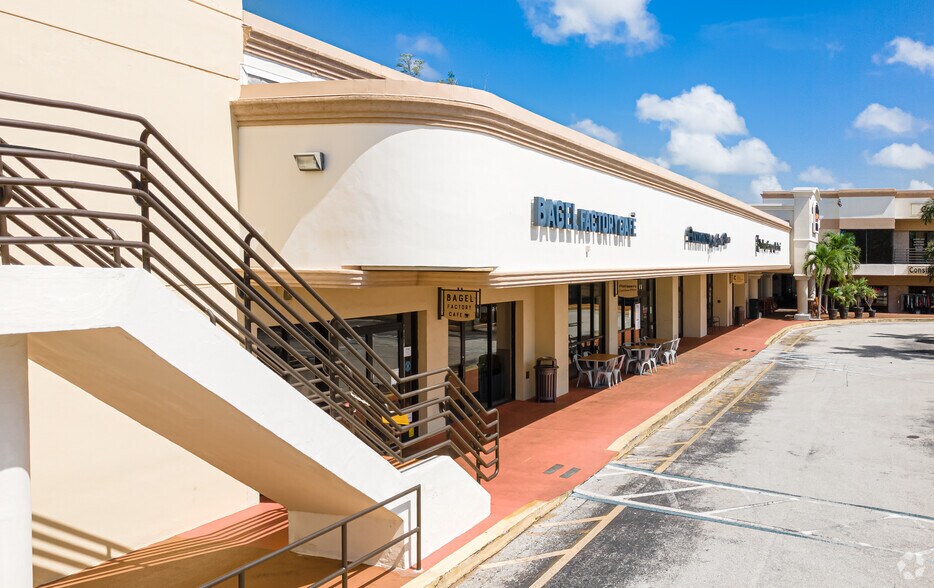 21065-21073 Powerline Rd, Boca Raton, FL à louer - Photo de l’immeuble – Image 3 sur 13