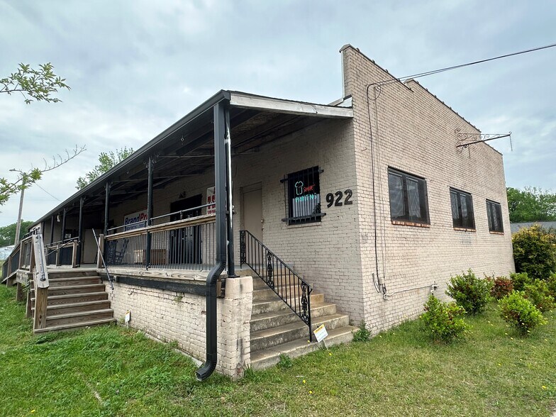 922 W Main St, Rock Hill, SC à vendre - Photo de l’immeuble – Image 2 sur 9