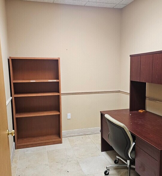 905 Biscayne Blvd, Deland, FL à louer - Photo intérieure – Image 2 sur 5