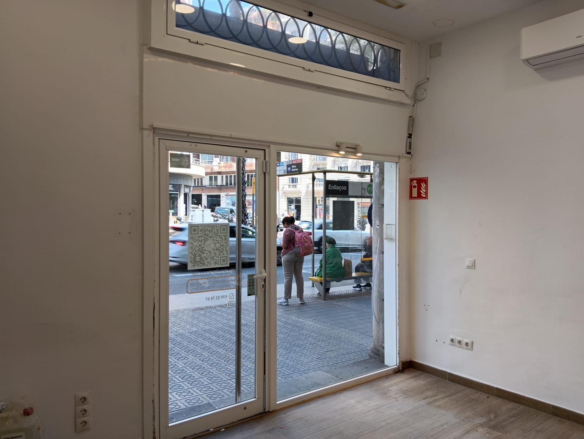 Local commercial dans Barcelone, Barcelona à louer Photo intérieure– Image 1 sur 15