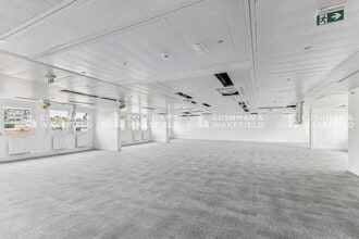 64-70 Rue Du Ranelagh, Paris à louer Photo de l’immeuble– Image 1 sur 5