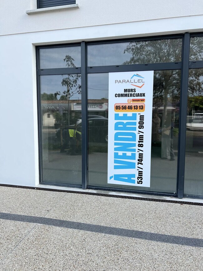 Plus de détails pour 47 Rue François Mitterrand, Saint-Médard-en-Jalles - Local commercial à vendre