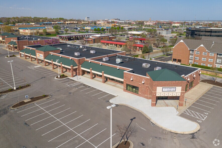 7541-7579 W 119th St, Overland Park, KS à louer - Photo de l’immeuble – Image 3 sur 12