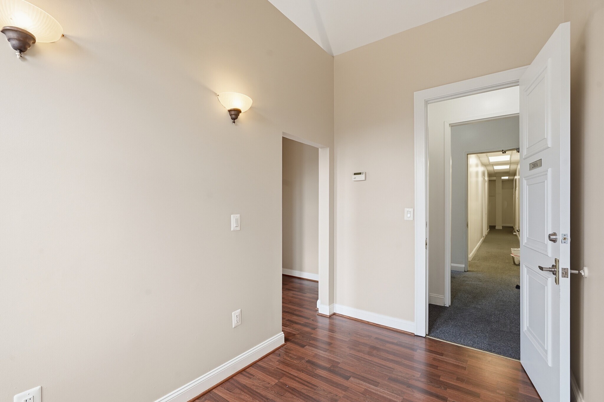 316 F St NE, Washington, DC à louer Photo intérieure– Image 1 sur 14