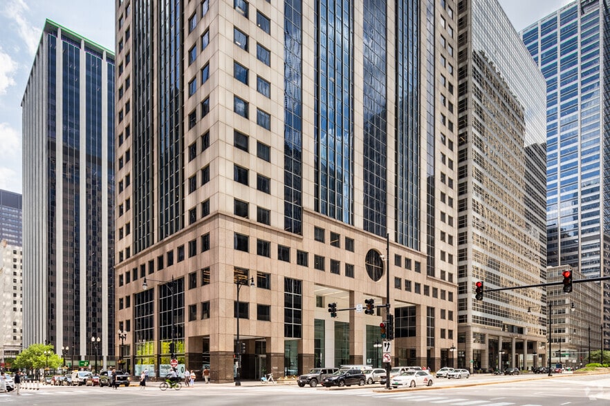 123 N Wacker Dr, Chicago, IL à louer - Photo principale – Image 1 sur 15