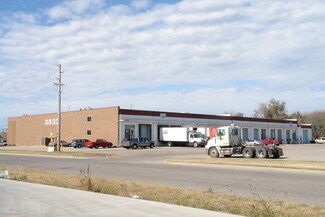 Plus de détails pour 3930 W 29th St S, Wichita, KS - Industriel/Logistique à louer
